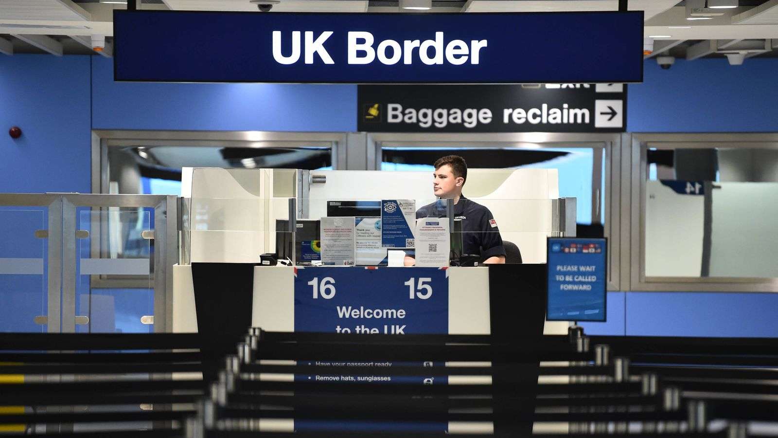 https://dazzlingdawn.com/wp-content/uploads/2023/08/UK-border-migration.jpg