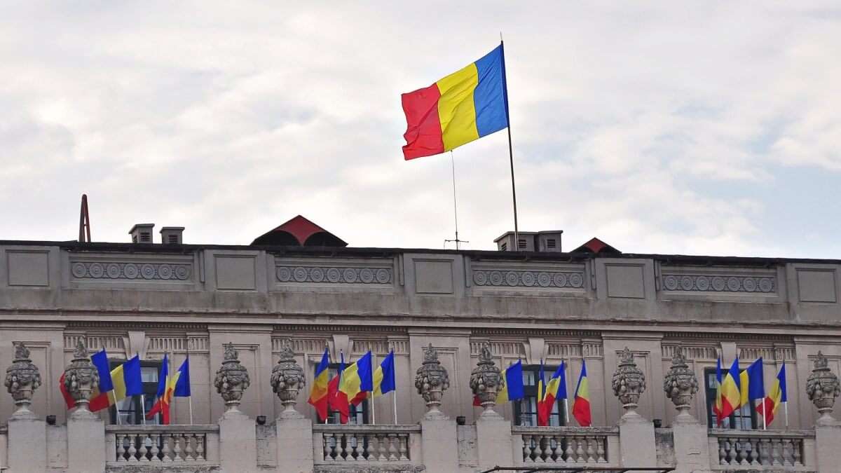 https://dazzlingdawn.com/wp-content/uploads/2023/09/Romanian-Flags.jpg